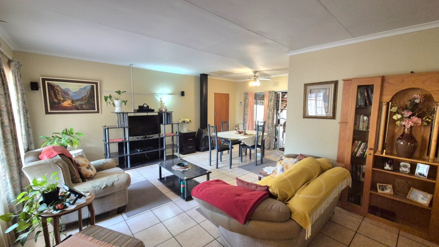 3 Bedroom Property for Sale in Vaalpark Free State
